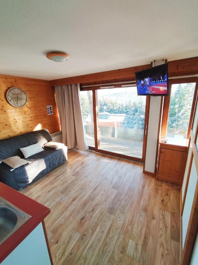 Appartement Le Sorbier A Chamrousse 3 Pieces 6 Personnes Aux Pieds Des Pistes Buitenkant foto